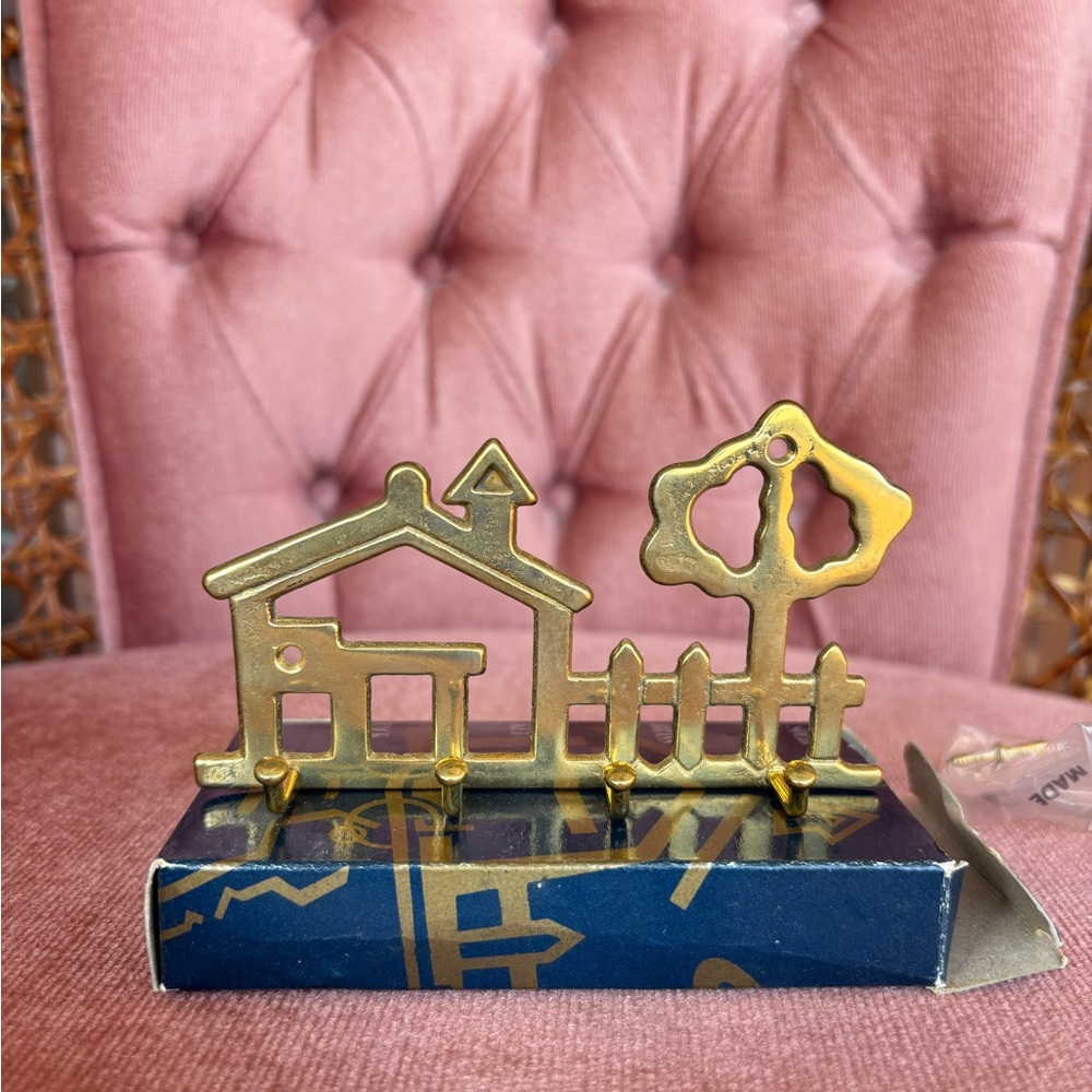 Vintage Solid Brass House & Tree Key Rack Wall Hook – Cottage Home Decor – NIB - Picture 2 of 6